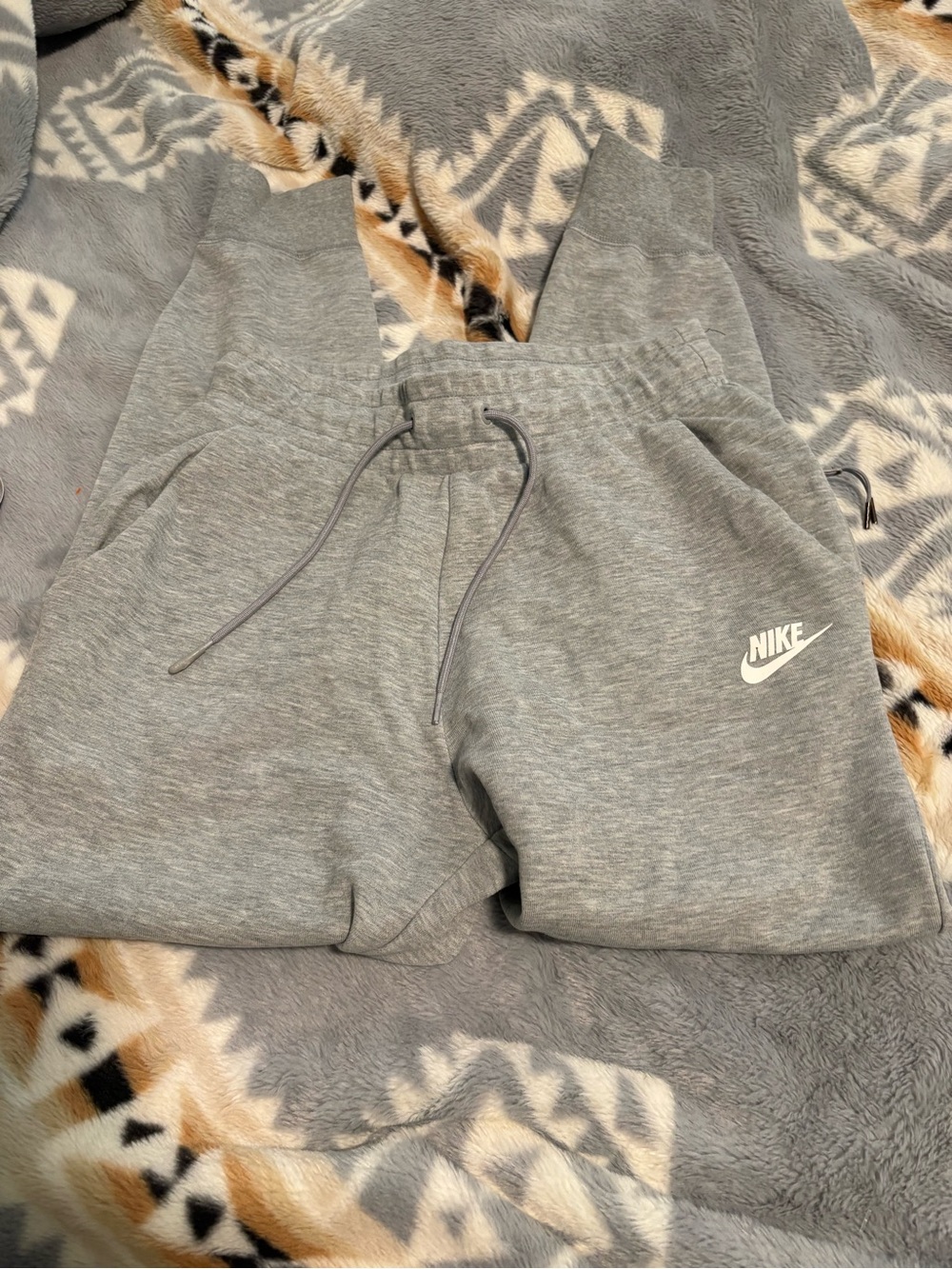 Nike Heather Gray women’s Sweatpants with White Swoosh